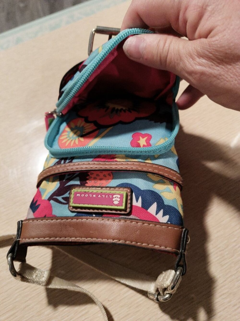 Lily Bloom Women's Crossbody Bag Purse Floral Pattern Just Adorable! - Picture 5 of 8